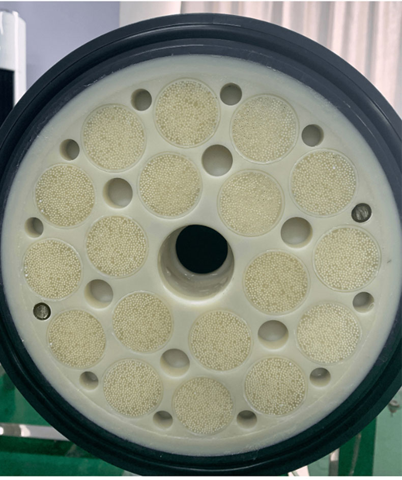 簾式超濾膜比卷式超濾膜貴嗎？